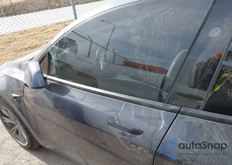 2023 Tesla Model Y Rwd из США, поврежденный, VIN 7SAYGDED9PF958702